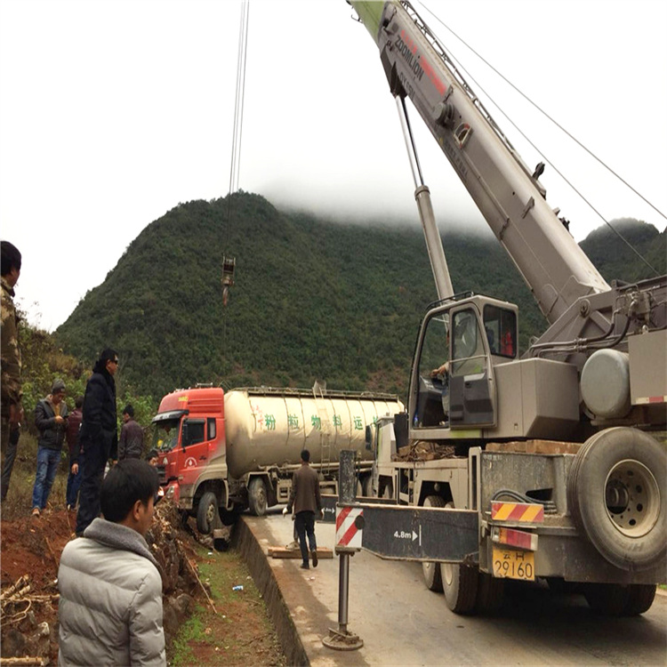 舞阳吊车道路救援24小时